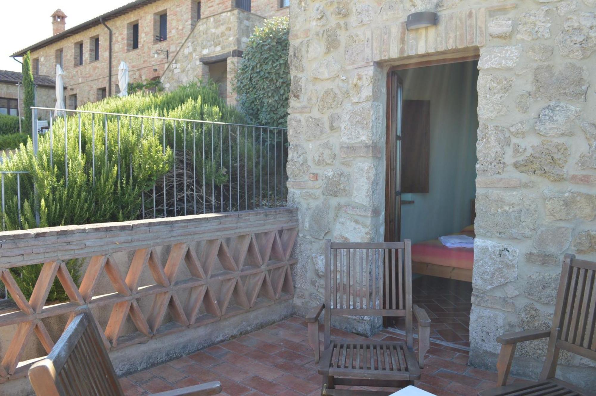 Вилла House With Private Garden In The Crete Senesi Ашано Экстерьер фото